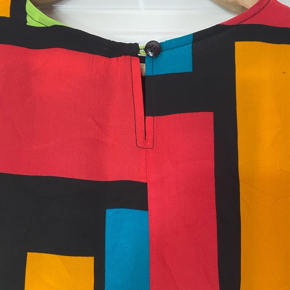 Vintage 90s Silk Top Blouse Short Sleeve Geometric Print Oversized Diane Gilman - Picture 4 of 5